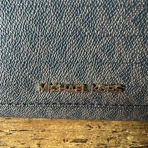 Michael Kors Brown Pebbled Continental Trifold Wallet Monochrome MK NWT - Picture 5 of 7